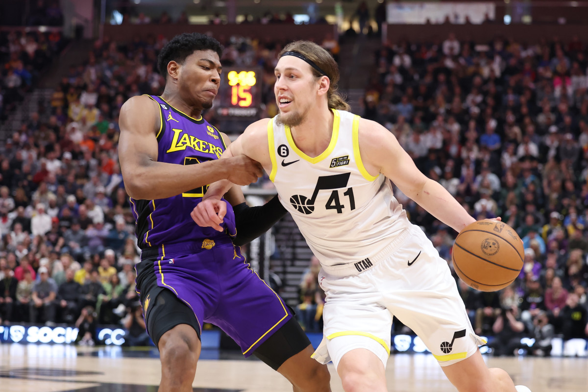 Utah Jazz move away from classic look, bring back purple as
