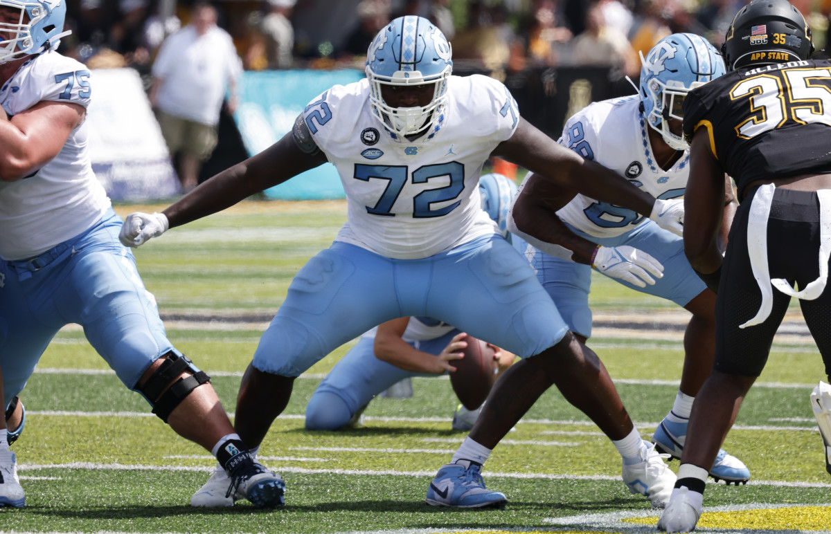 NFL Draft: Dallas Cowboys O-Line 'Reload'? 6-8, 400-Pound Daniel Faalele -  FanNation Dallas Cowboys News, Analysis and More