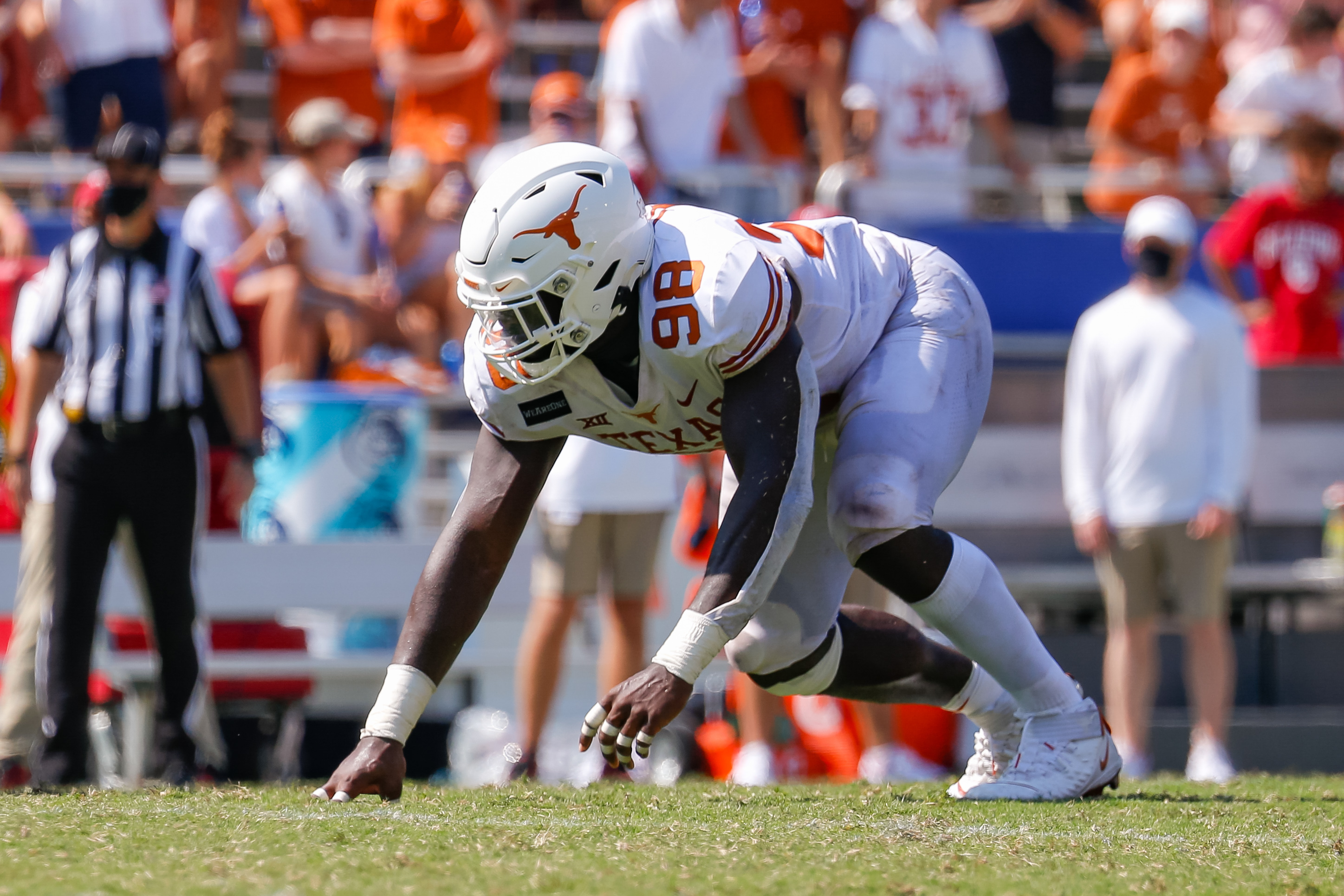 Philadelphia Eagles draft Texas DT Moro Ojomo in 7th round - Burnt Orange  Nation