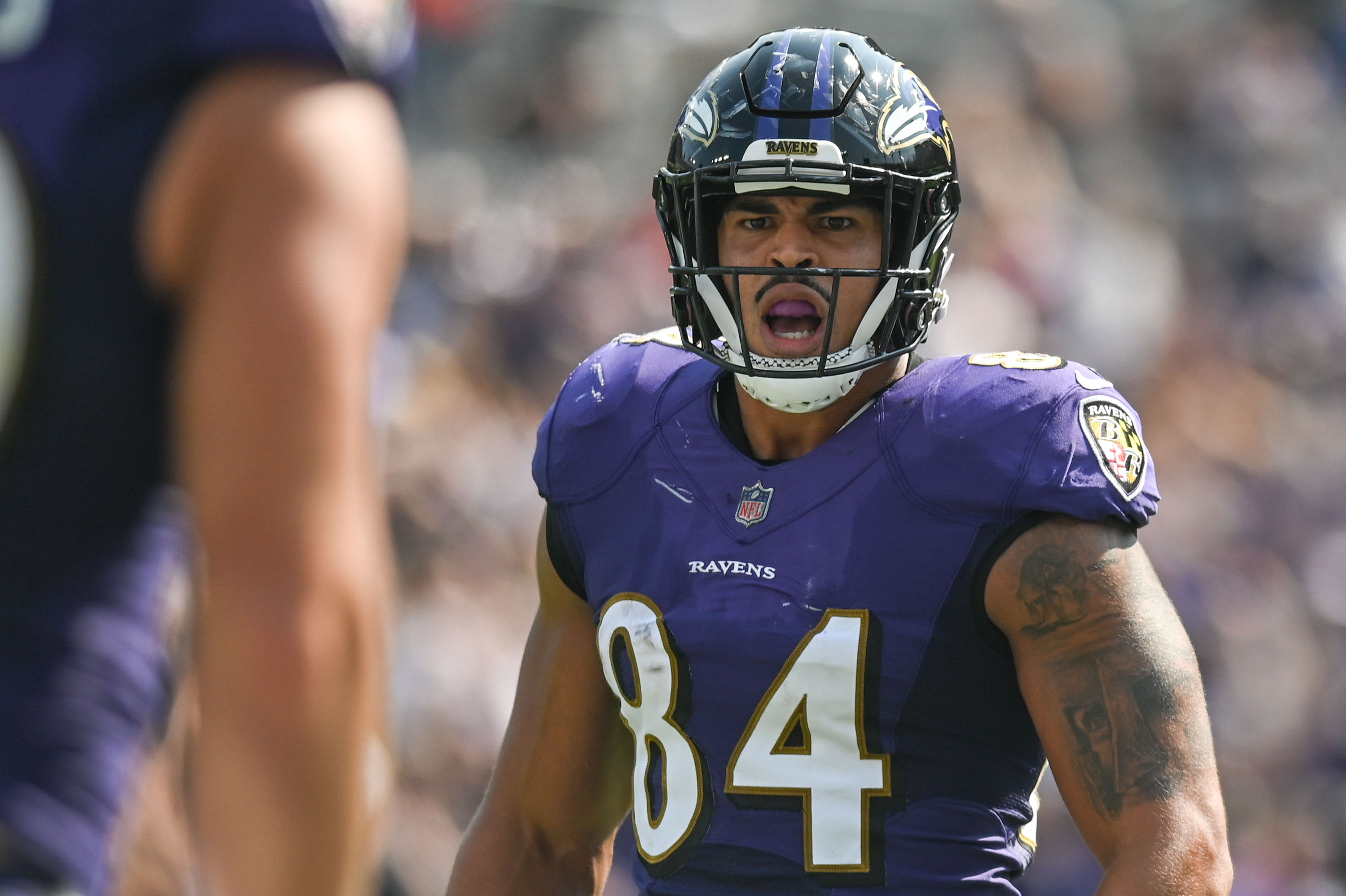 Josh Oliver becomes latest Viking to wear No. 84 jersey once held by Randy  Moss - Sports Illustrated Minnesota Vikings News, Analysis and More