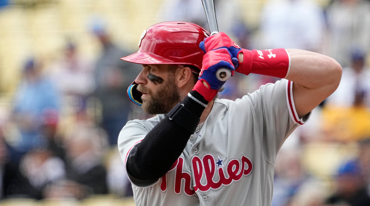 Bryce Harper's first hit of 2023, 05/03/2023