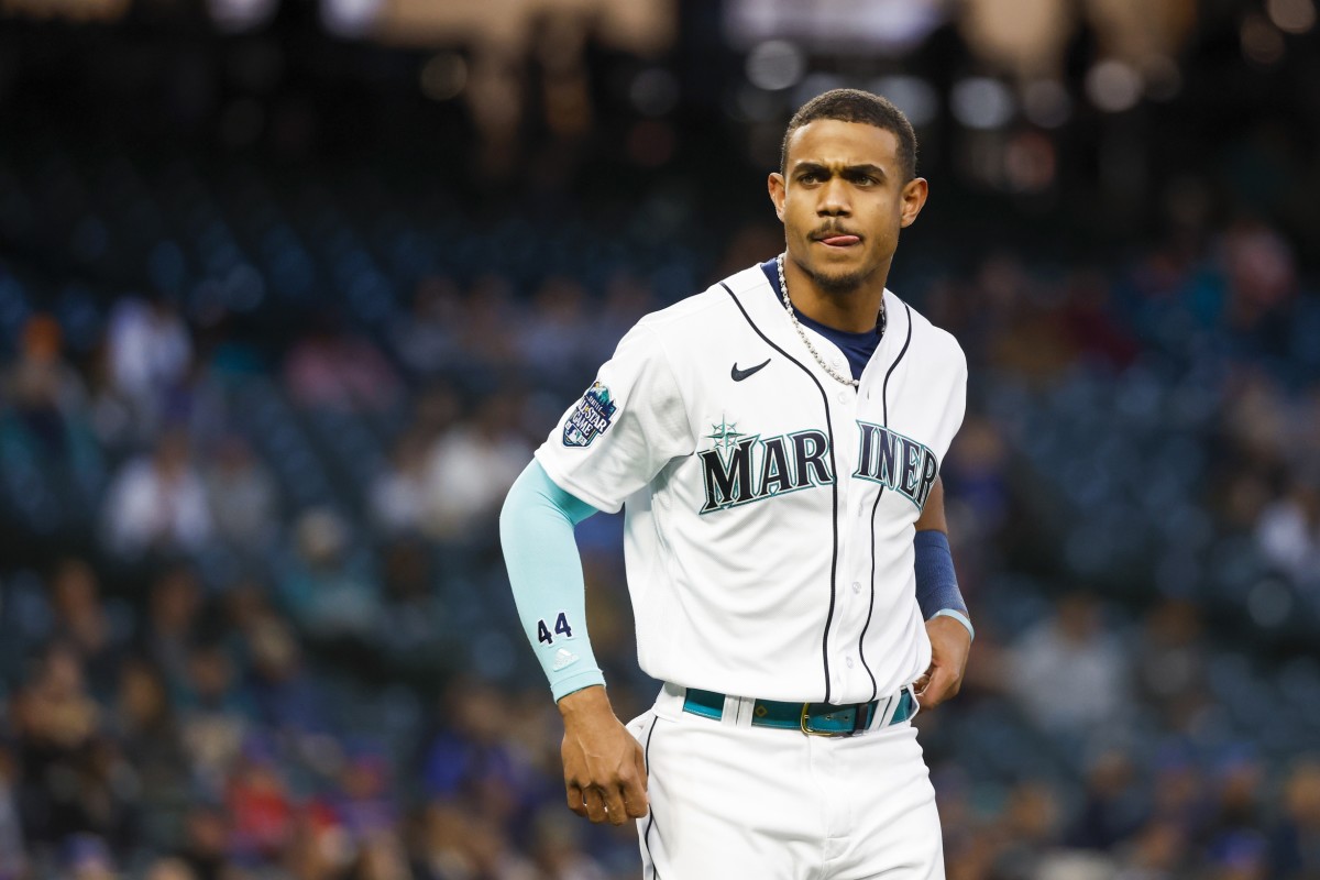 Seattle Mariners Make Drastic Decision with Star Julio Rodriguez