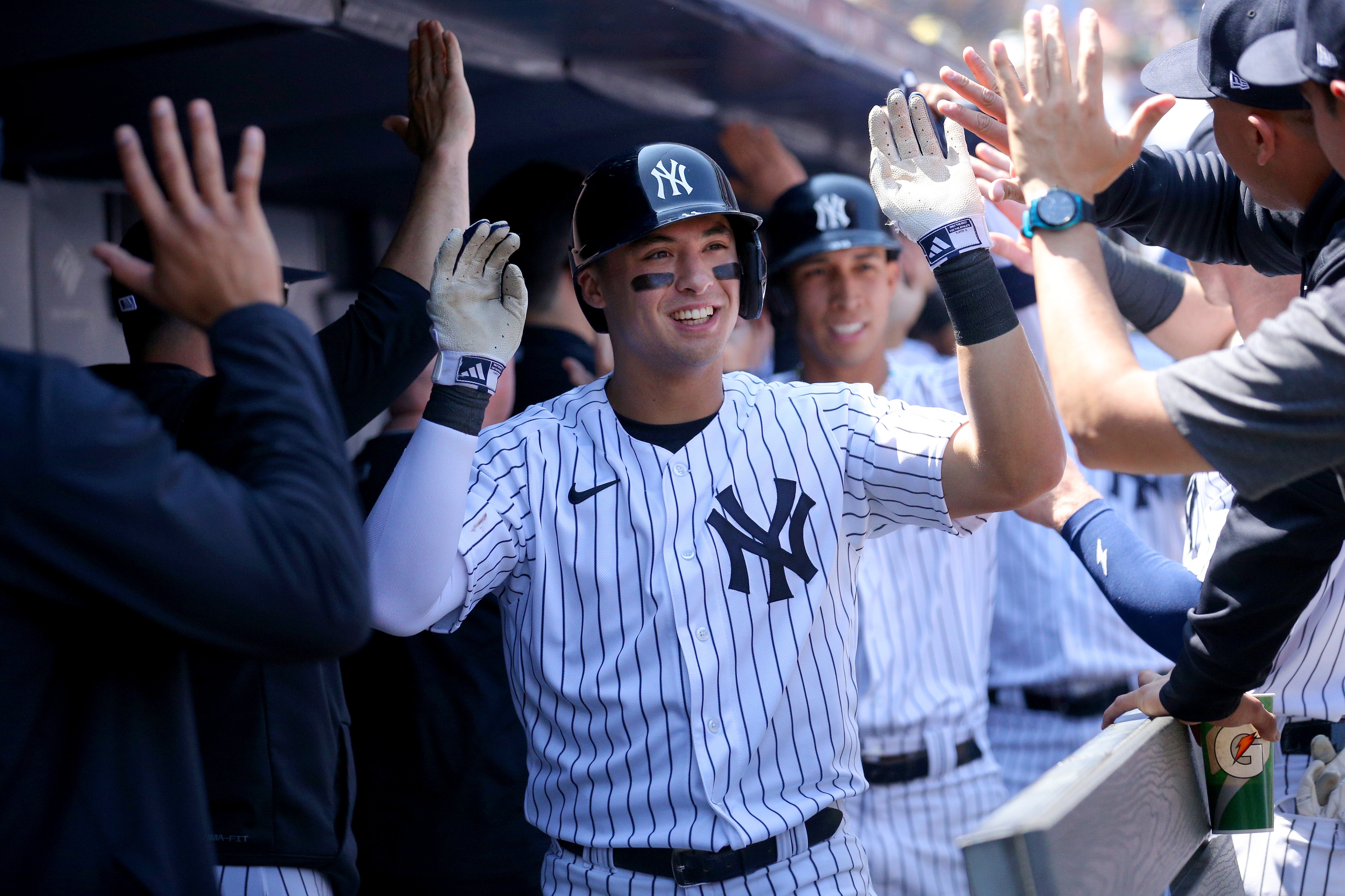 New York Yankees Prospect Oswald Peraza Smacks Three Hits in Yankee Stadium  Debut - Sports Illustrated NY Yankees News, Analysis and More