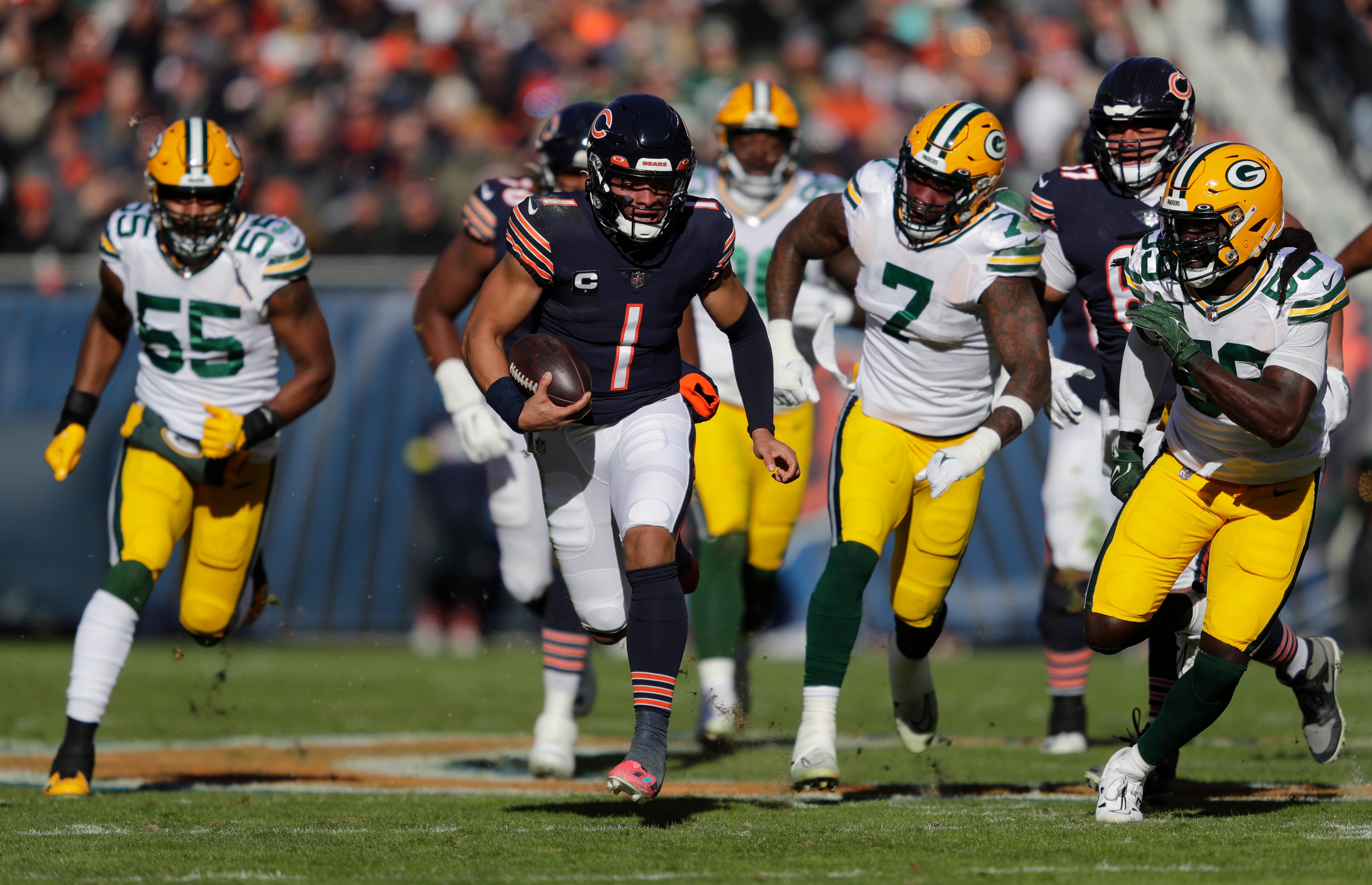 The Warm-up: Chicago Bears vs. Green Bay Packers 