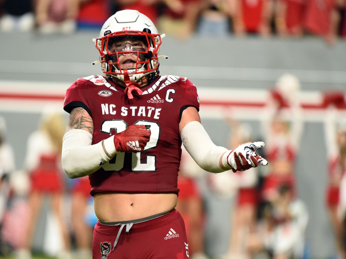 Las Vegas Raiders Insider Podcast: UDFA NC State LB Drake Thomas ...