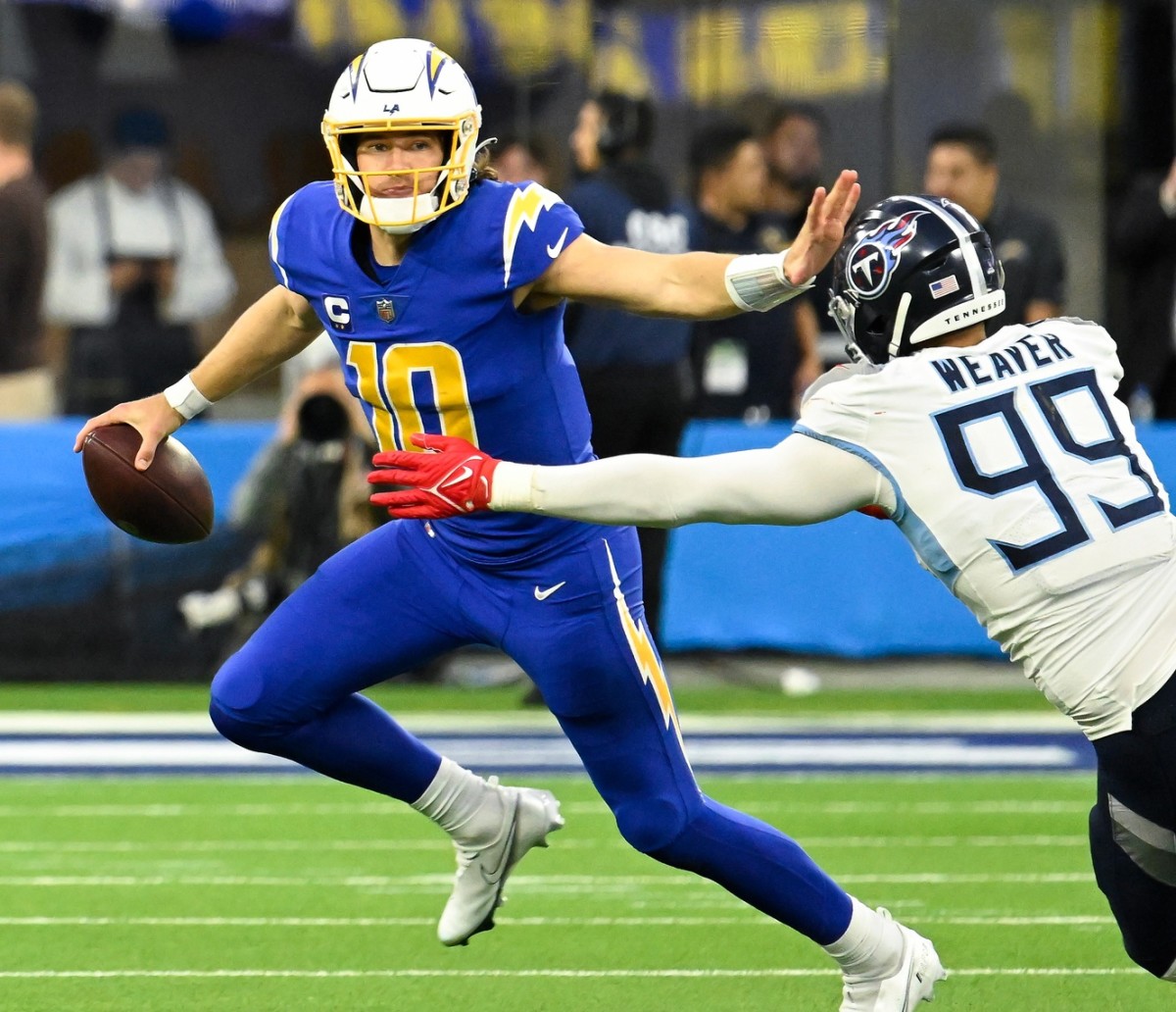 How to Watch Tennessee Titans' Game With Los Angeles Chargers on Sunday in  Week 2 - Sports Illustrated Tennessee Titans News, Analysis and More