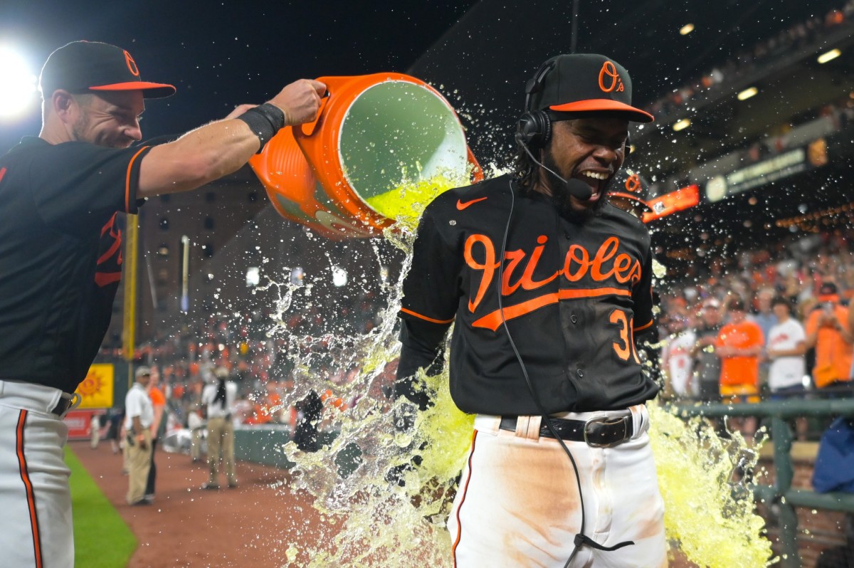 Orioles' Cedric Mullins Hits for the Cycle Against Pirates