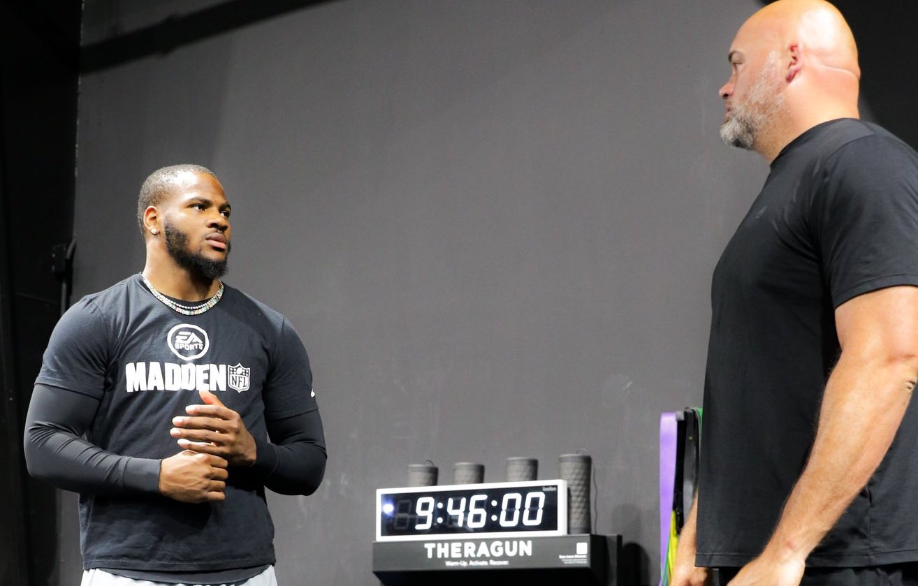 Rams News: Why is Cowboys Micah Parsons training with Andrew Whitworth? -  Turf Show Times