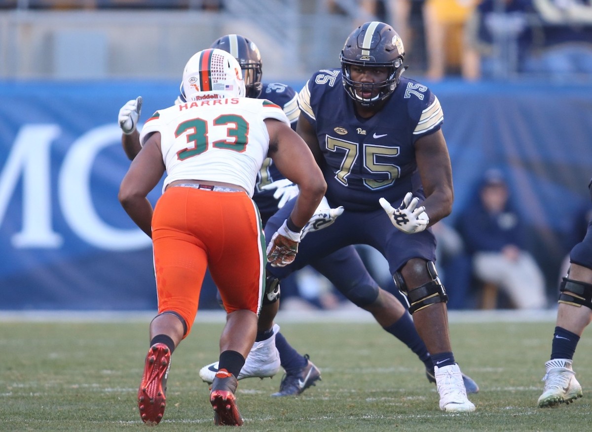 Commanders Sign Former Pitt Panthers OL Jaryd Jones-Smith - Sports ...