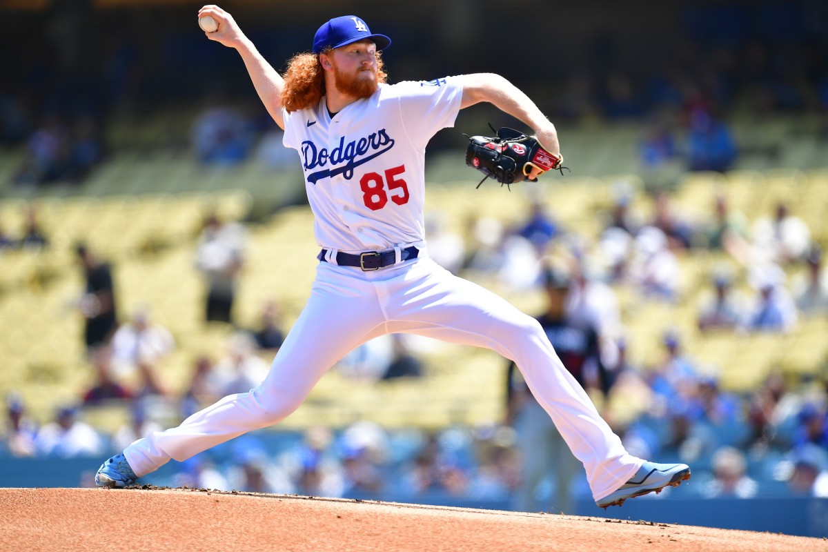 Outman grand slam lifts Dodgers past Twins