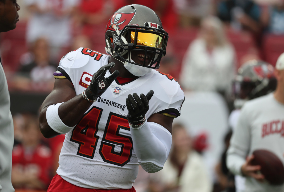 Proposed Trade Has Buccaneers Trading Devin White For Electric Broncos ...