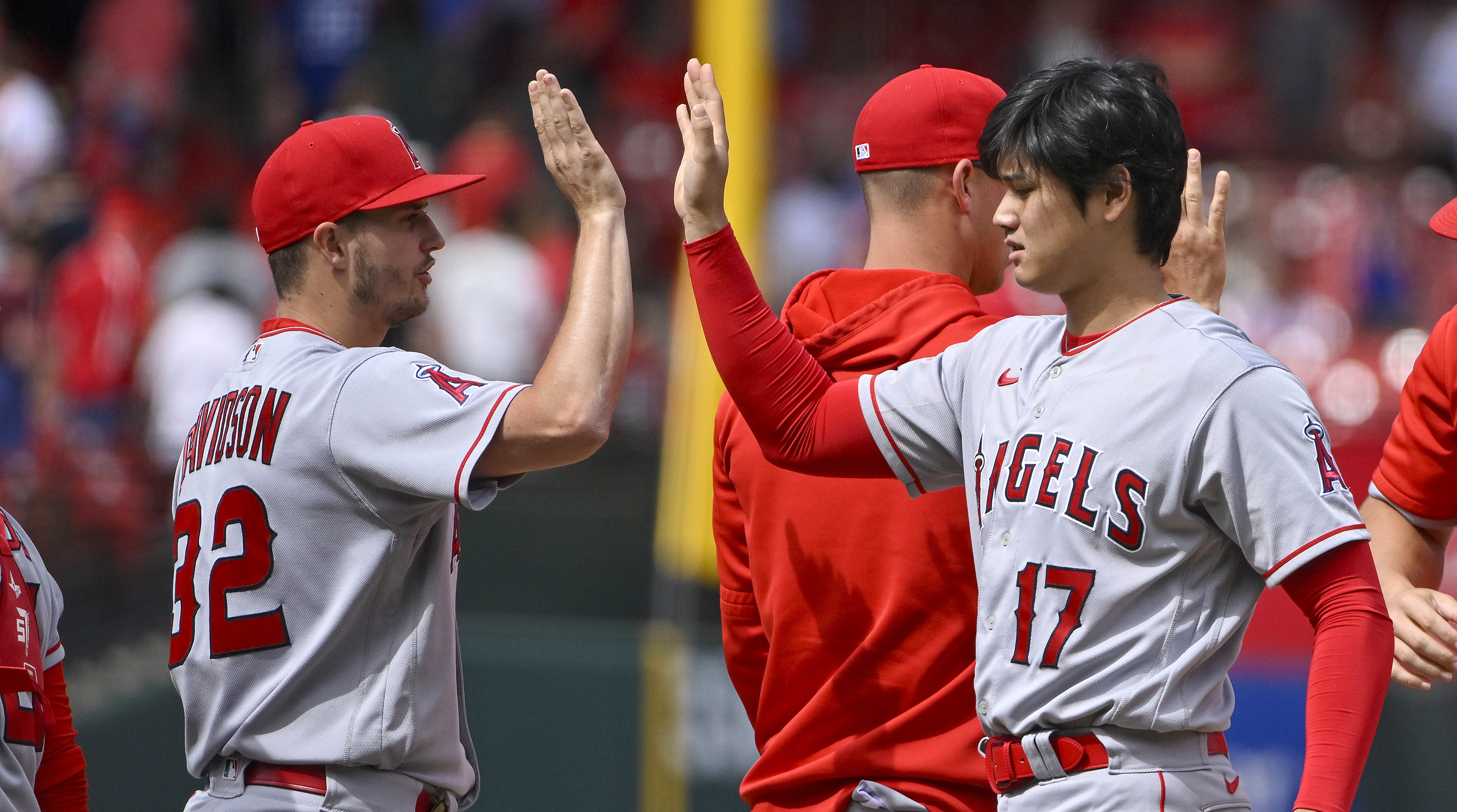 No Ohtani, no problem! Angels use stand-in on team photo day