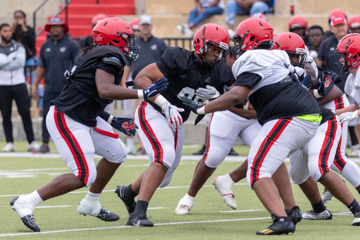 Auburn football commit Malik Autry during Opelika's 2023 spring game.