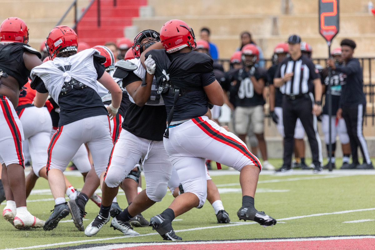 Auburn football commit Malik Autry during Opelika's 2023 spring game.