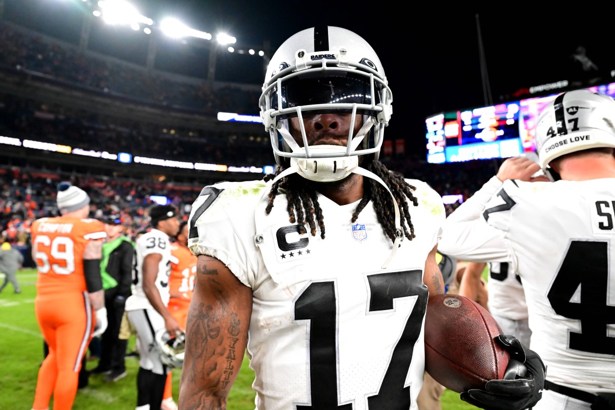 Raiders WR Davante Adams downplays recent comments, says he loves HC Josh  McDaniels, GM Dave Ziegler