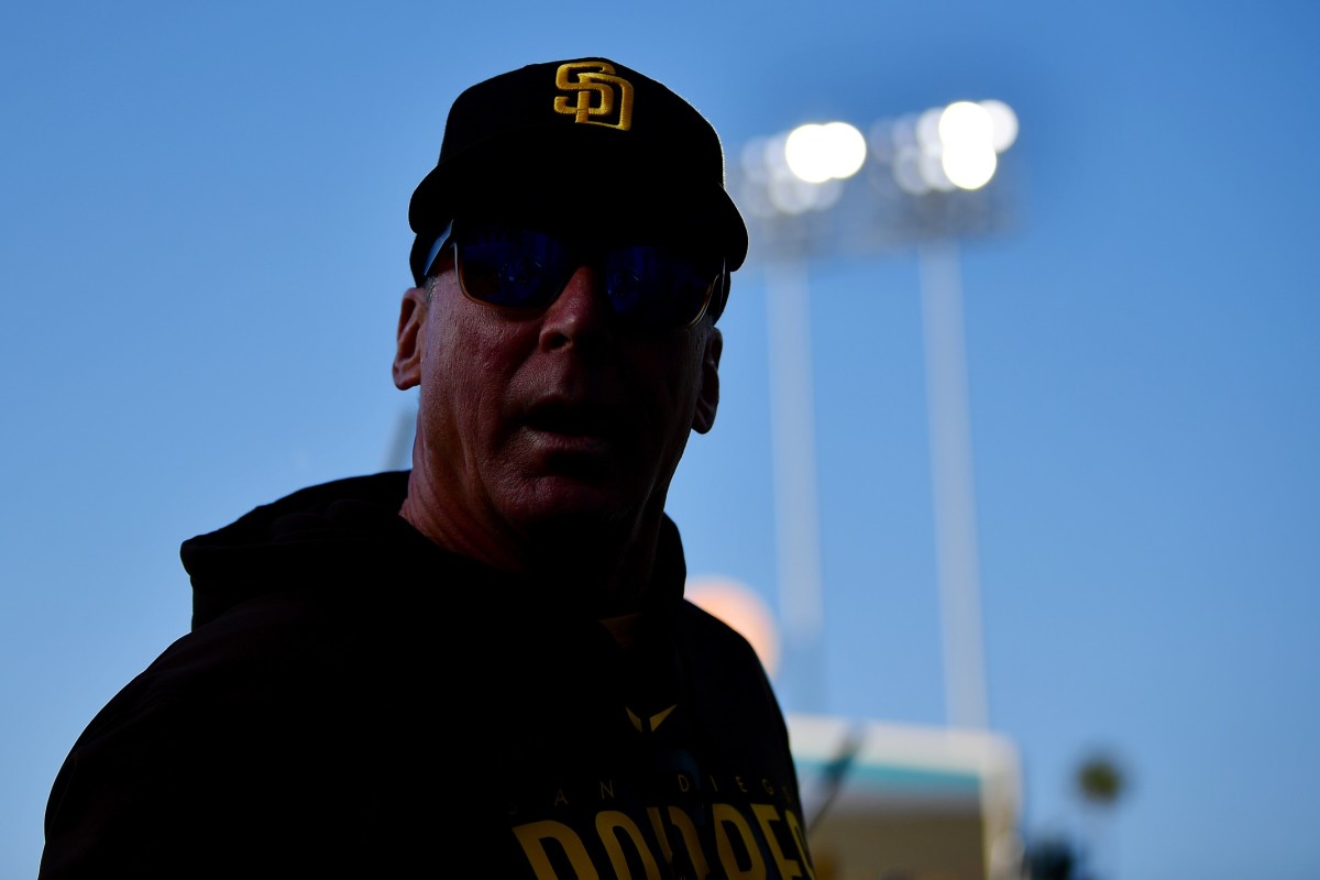 Bob Melvin gets 3-year contract to manage Padres