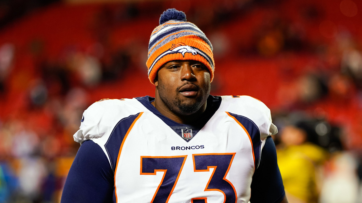 Denver Broncos Quietly Waive Injured S Dymonte Thomas - Sports Illustrated  Mile High Huddle: Denver Broncos News, Analysis and More