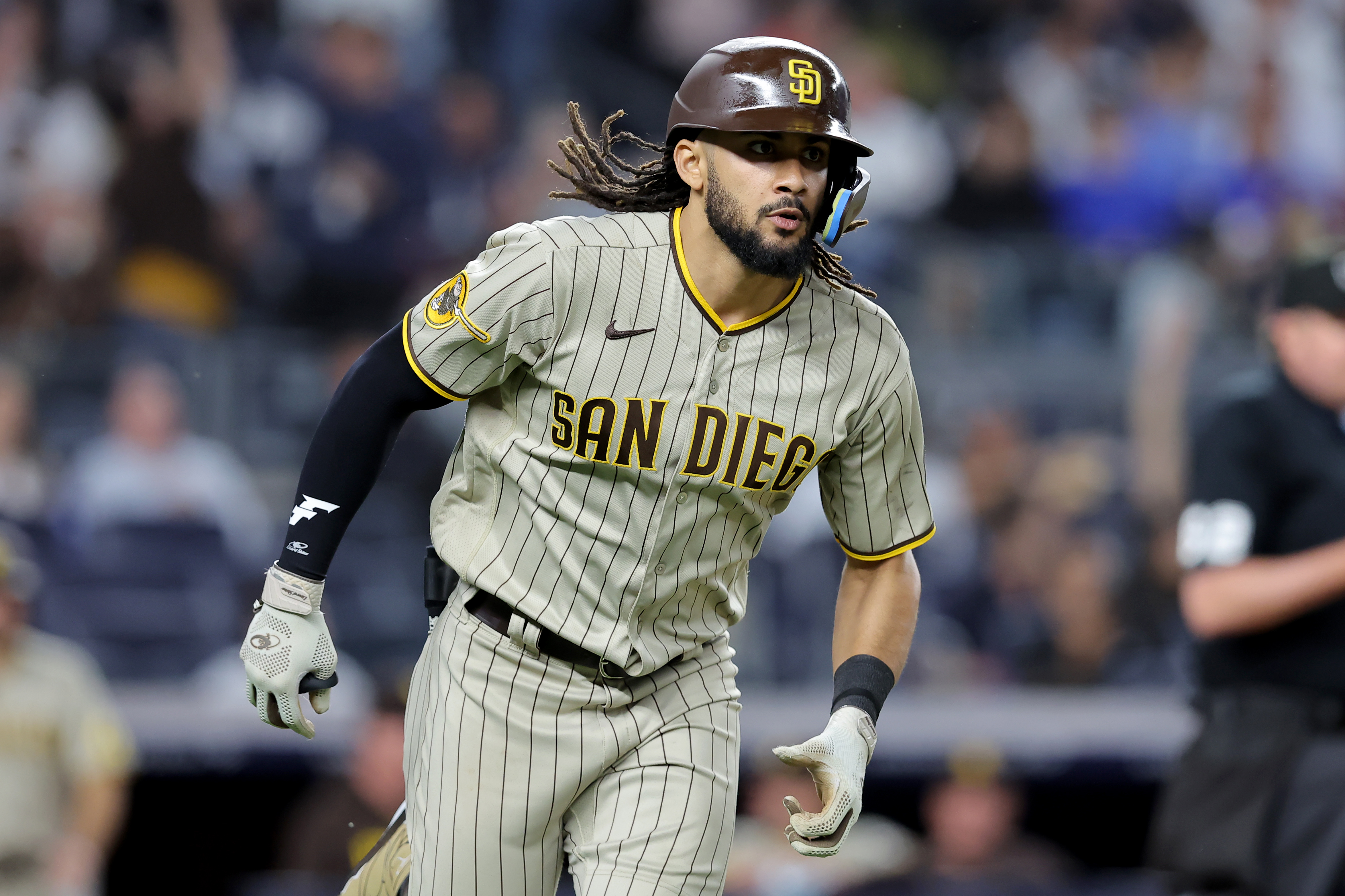 Here's what Yankees fans chanted while taunting Padres' Fernando Tatis Jr.  