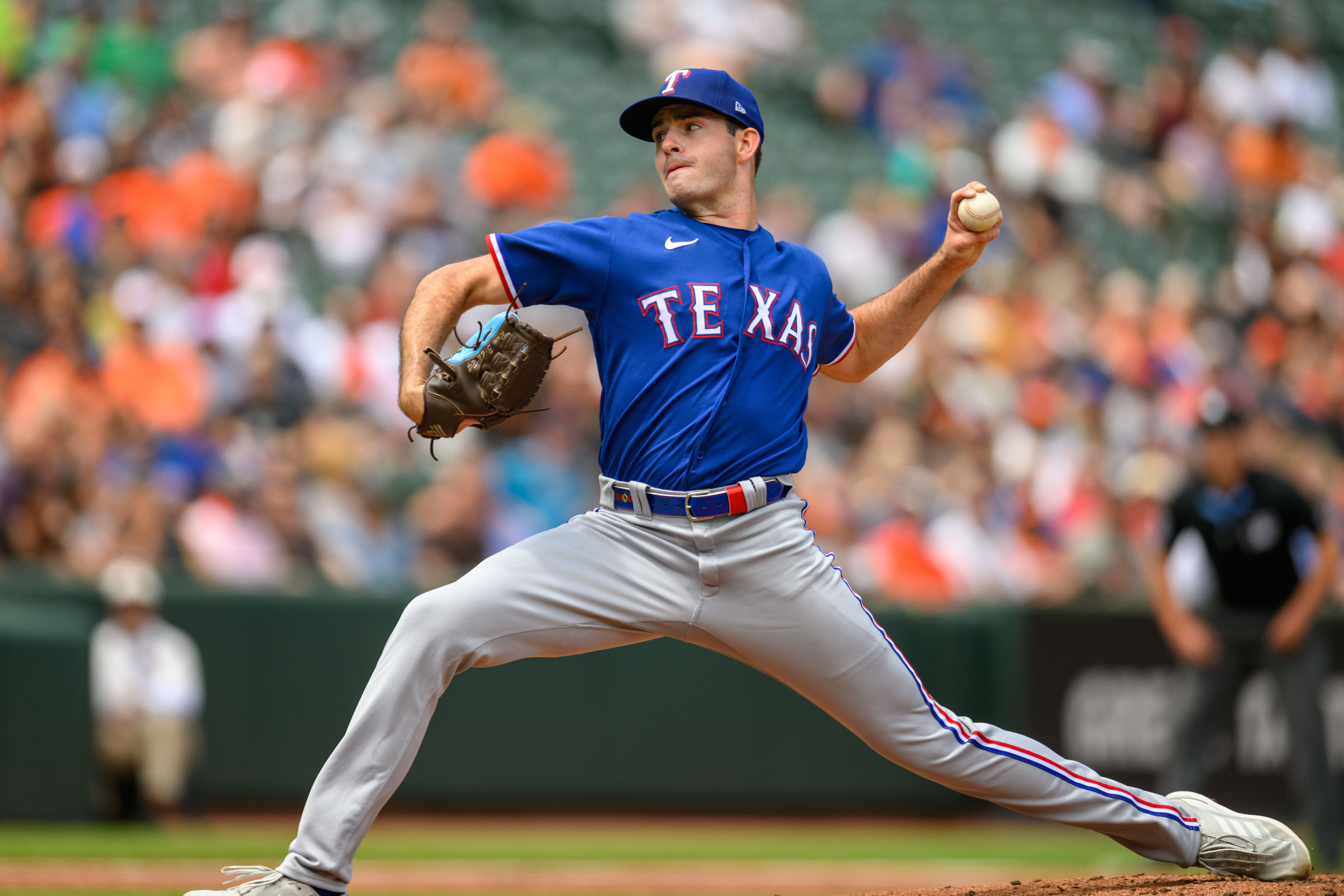 Rookie Cody Bradford Wins MLB First Game, Texas Rangers Down