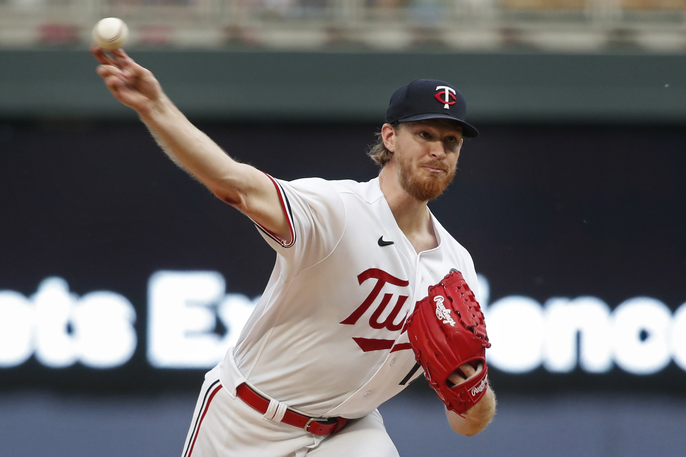 Polanco HR gives Twins 1-0 win; A's lose 8th straight