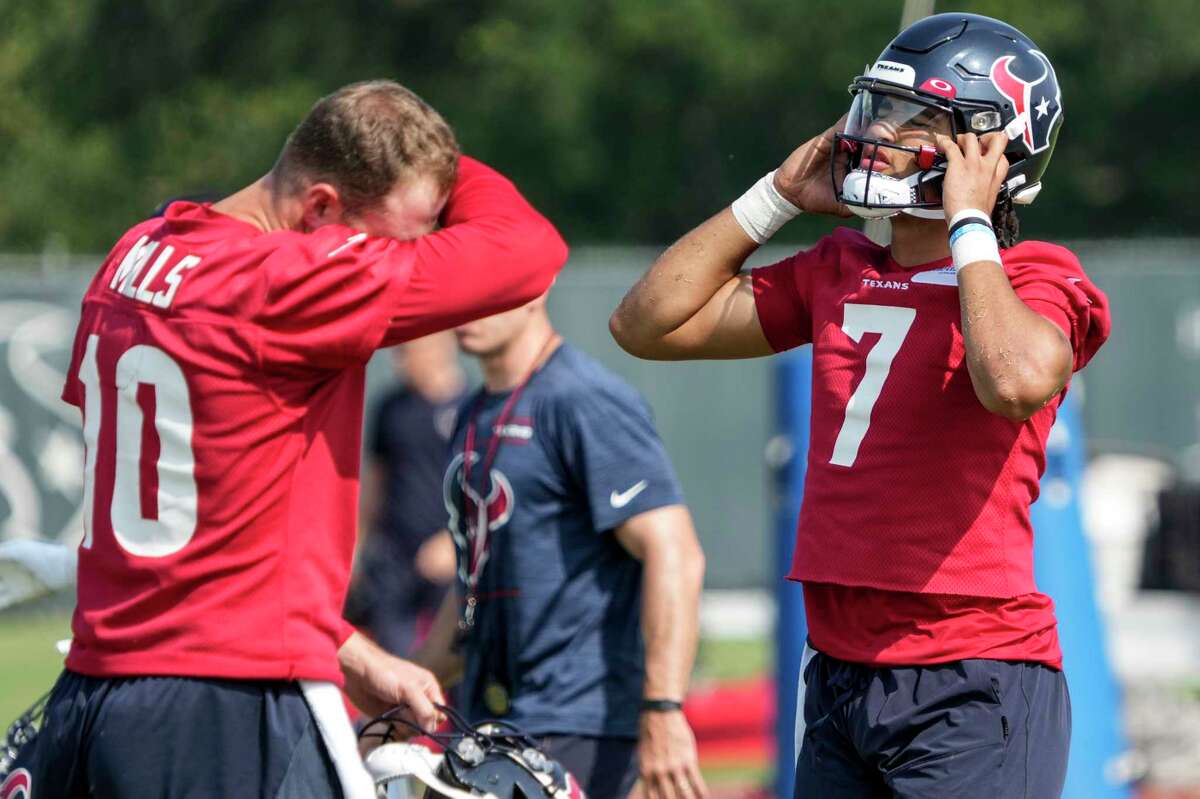 Who is Davis Mills? Texans are turning to their new rookie QB vs. the  Panthers