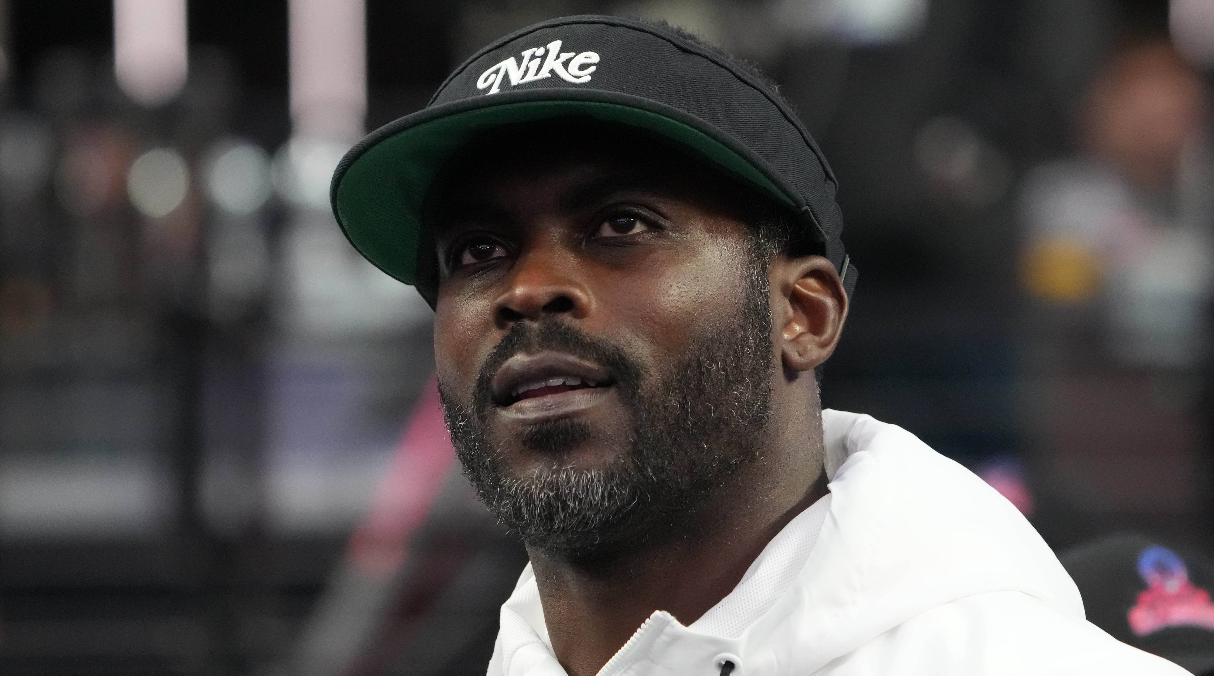 petition: Remove Michael Vick From 2024 College Hall Of Fame Nominees