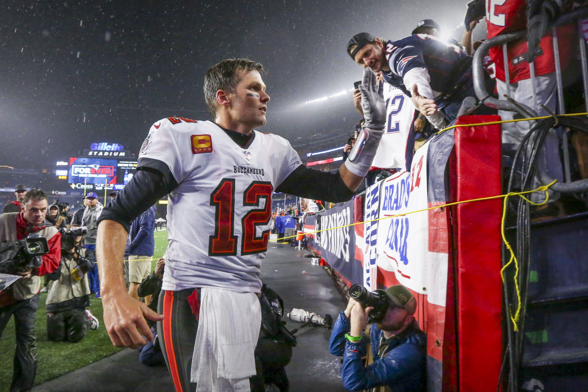 Tom Brady Returns to New England Patriots' Stadium With His Kids