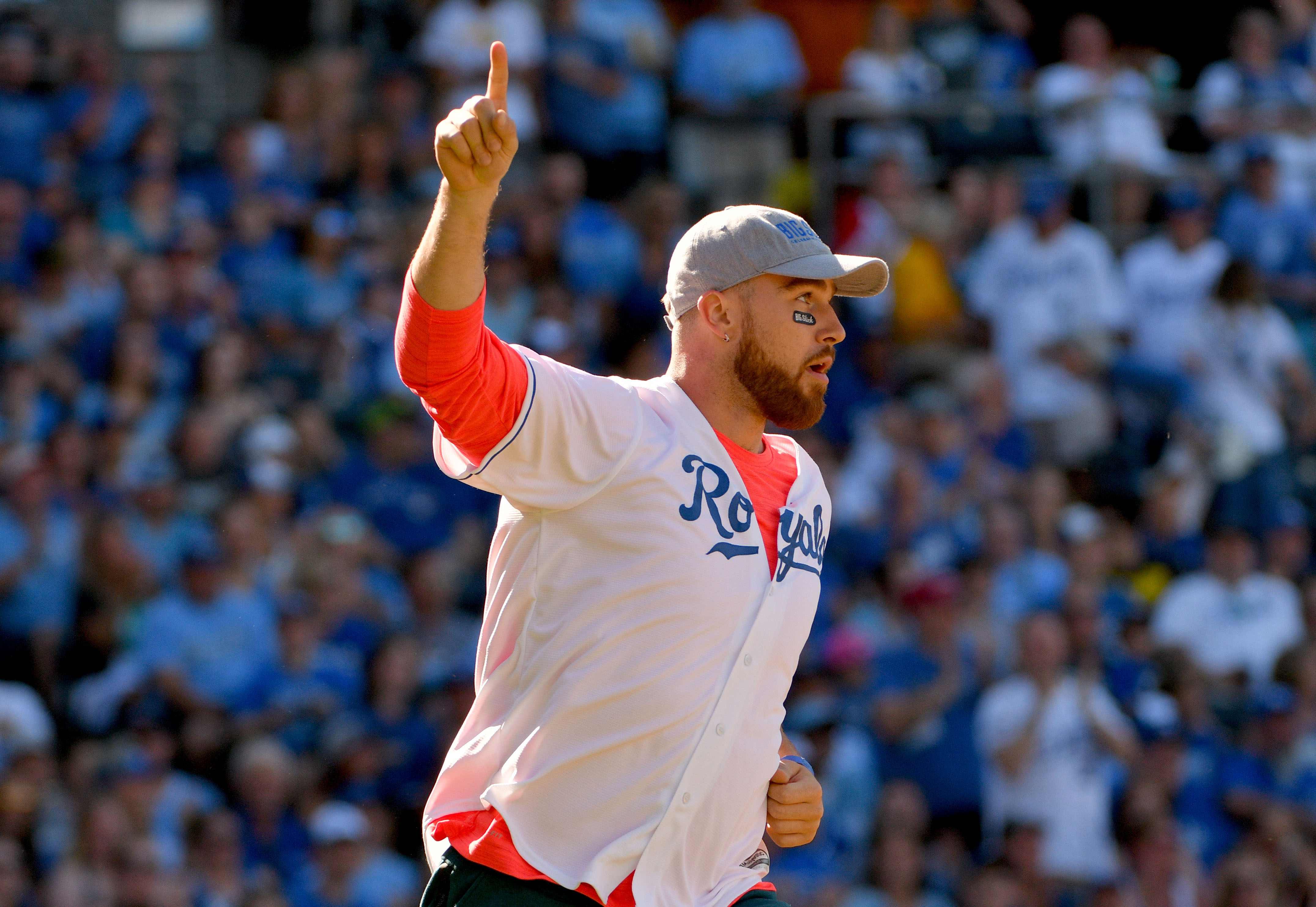 Kansas City Royals on X: Join us for @Chiefs Night on June 12! See Patrick  Mahomes, Travis Kelce, Andy Reid, and more at #TheK, plus the first 20K  fans get a co-branded