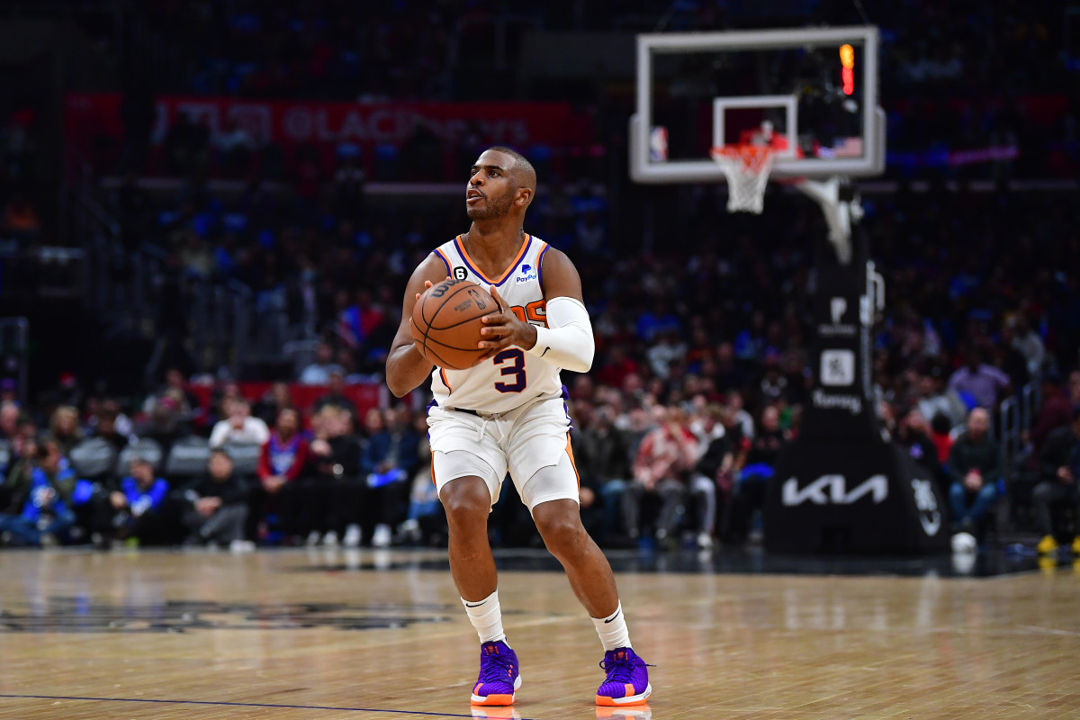 Report: Clippers Player Would Love Chris Paul to Join Clippers - Sports  Illustrated LA Clippers News, Analysis and More