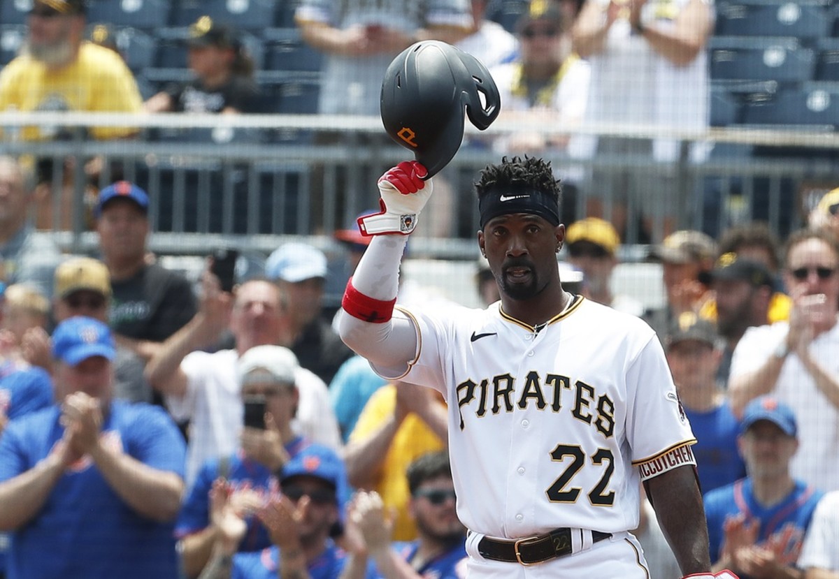 Pittsburgh Pirates' Andrew McCutchen reaches 2,000 career hits - CBS  Pittsburgh