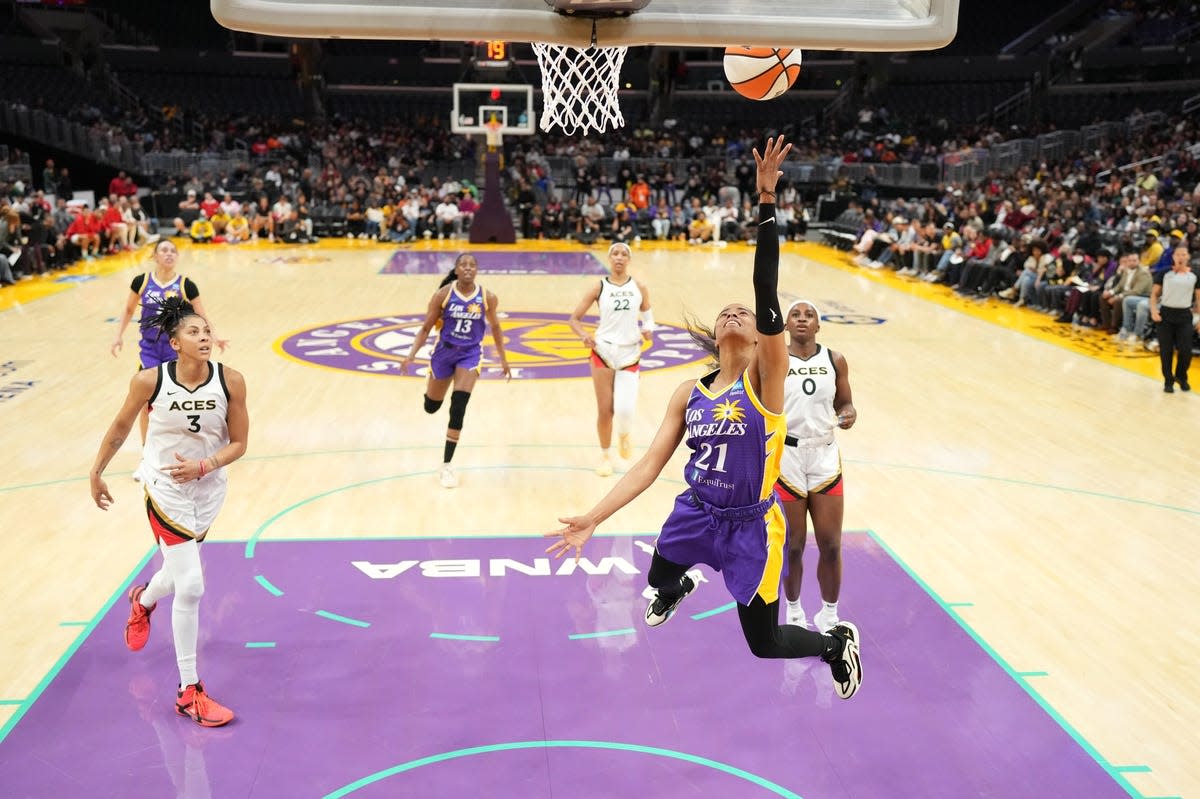 Chicago Sky vs. Los Angeles Sparks: Live Stream, TV Channel, Start Time   6/30/2023 - How to Watch and Stream Major League & College Sports - Sports  Illustrated.