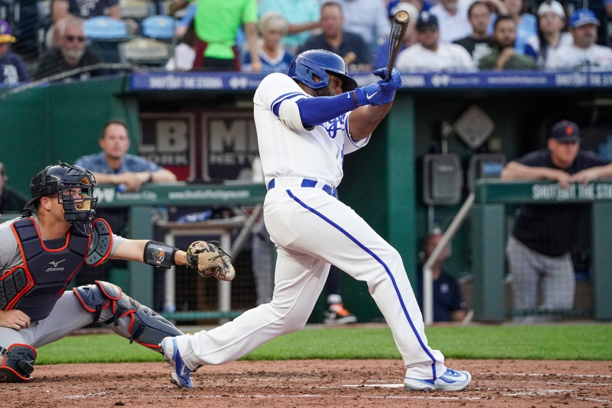 Royals promote outfielder Dairon Blanco, part ways with Jackie Bradley Jr.  - Royals Review