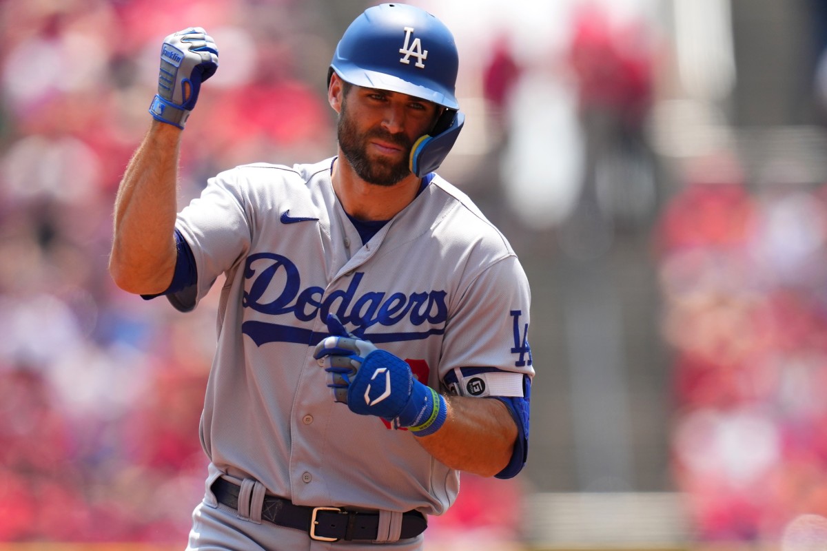 Los Angeles Dodgers' Chris Taylor Makes Incredible Baseball