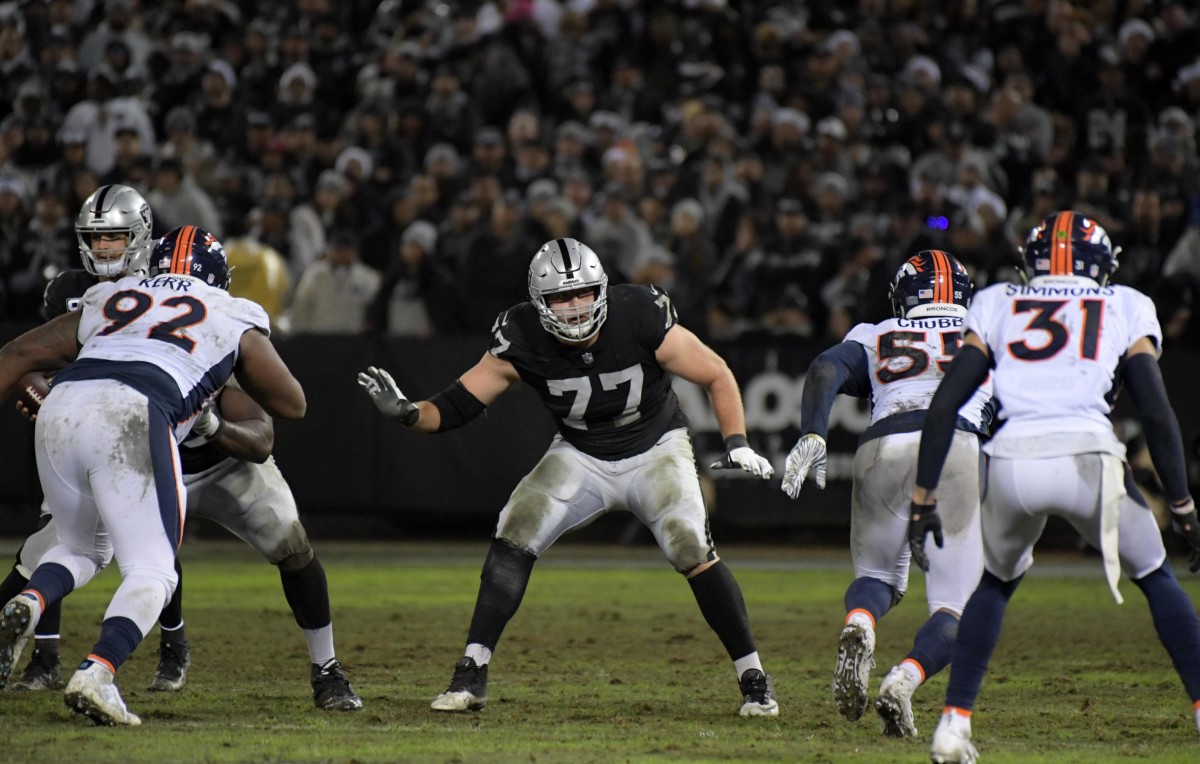 Oakland Raiders hope veteran-rookie combo ends long futile stretch