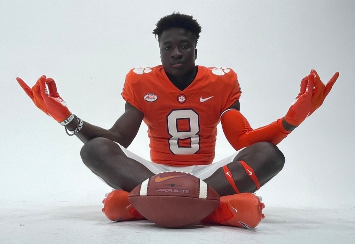 Gideon Davidson Commits To Clemson Football - Sports Illustrated ...