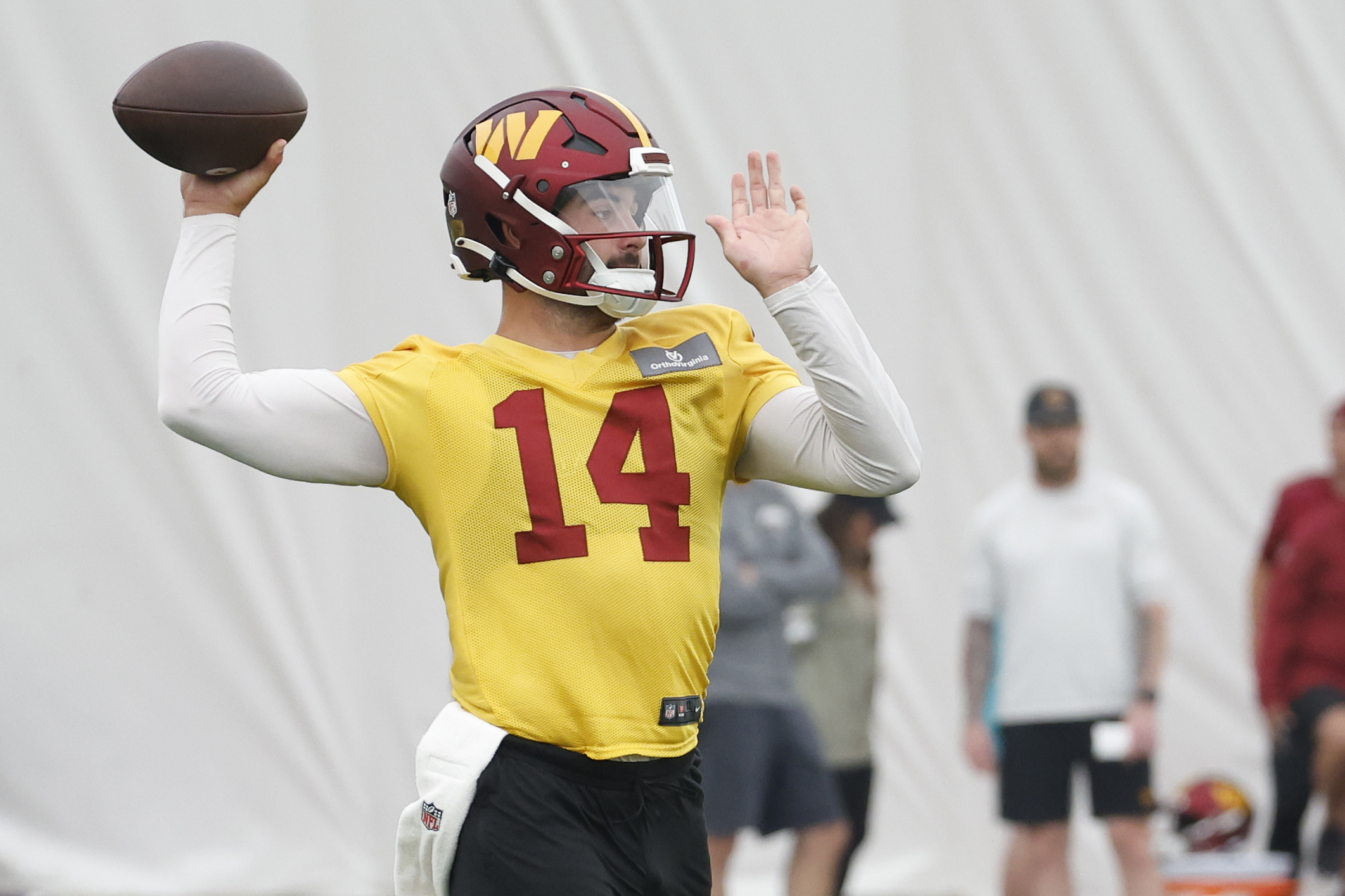 Washington Commanders pick Sam Howell as their starting quarterback