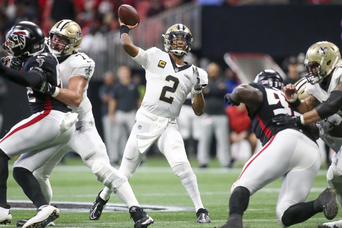 Sep 11, 2022; New Orleans Saints quarterback Jameis Winston (2) throws a pass against the Atlanta Falcons. Mandatory Credit: Brett Davis-USA TODAY Sports