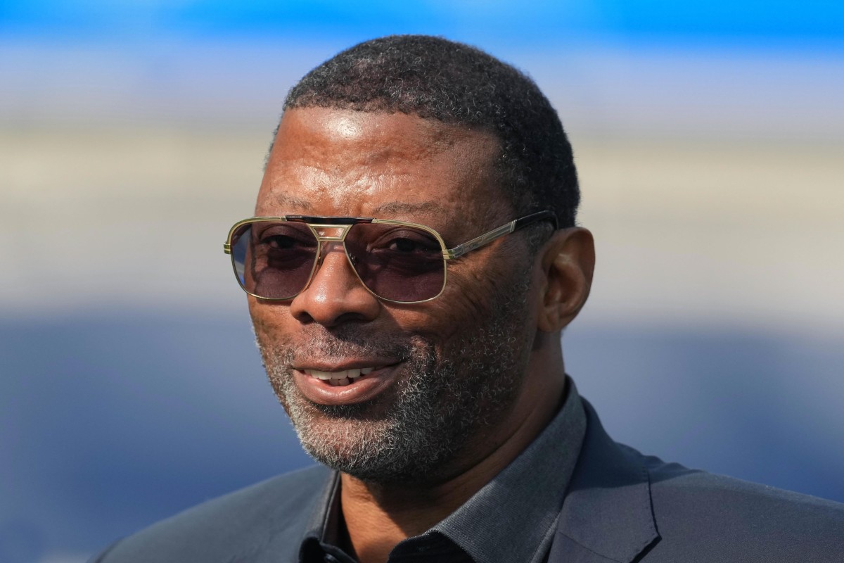 Giants Carl Banks Talks Fashion, Football Endeavors Past and Present - Sports Illustrated New York Giants News, Analysis and More