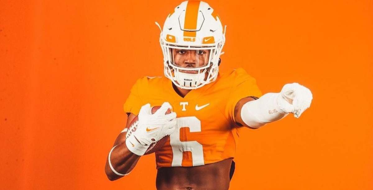 2024 4-star ILB Jordan Burns during his official visit to Tennessee. (Photo courtesy of Jordan Burns)