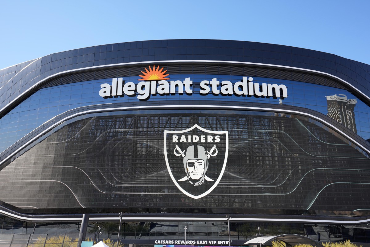 Raiders: How Las Vegas-based airline is helping Chiefs fans for