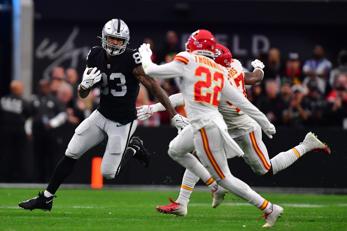 Giants reportedly trading for Raiders tight end Darren Waller – Trentonian