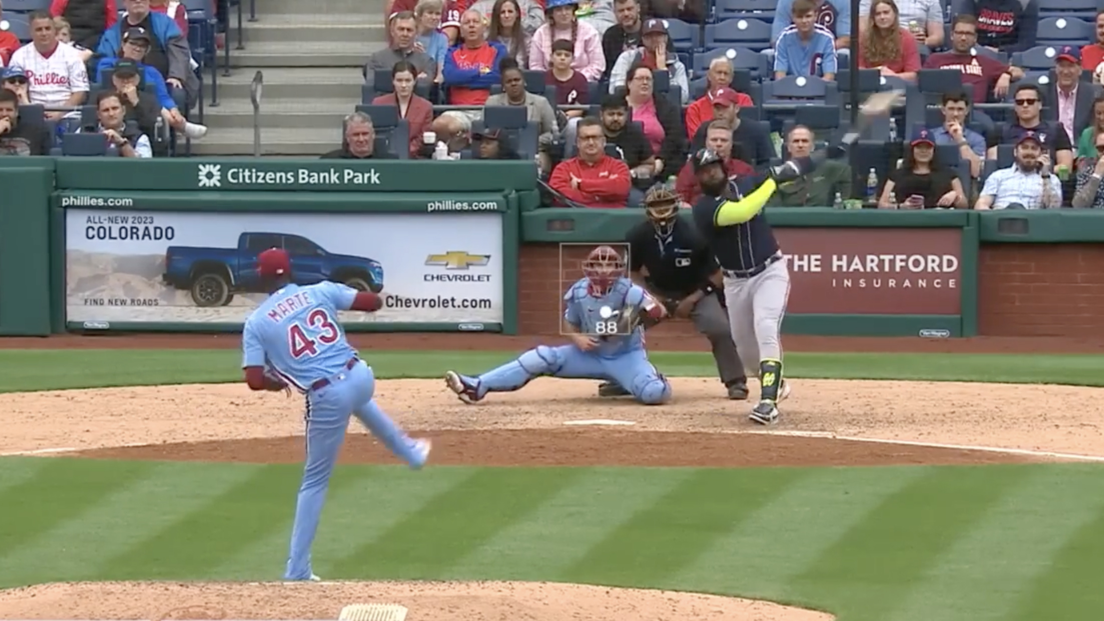 Phillies-Braves: Radio announcer has hilarious call of Ozuna homer