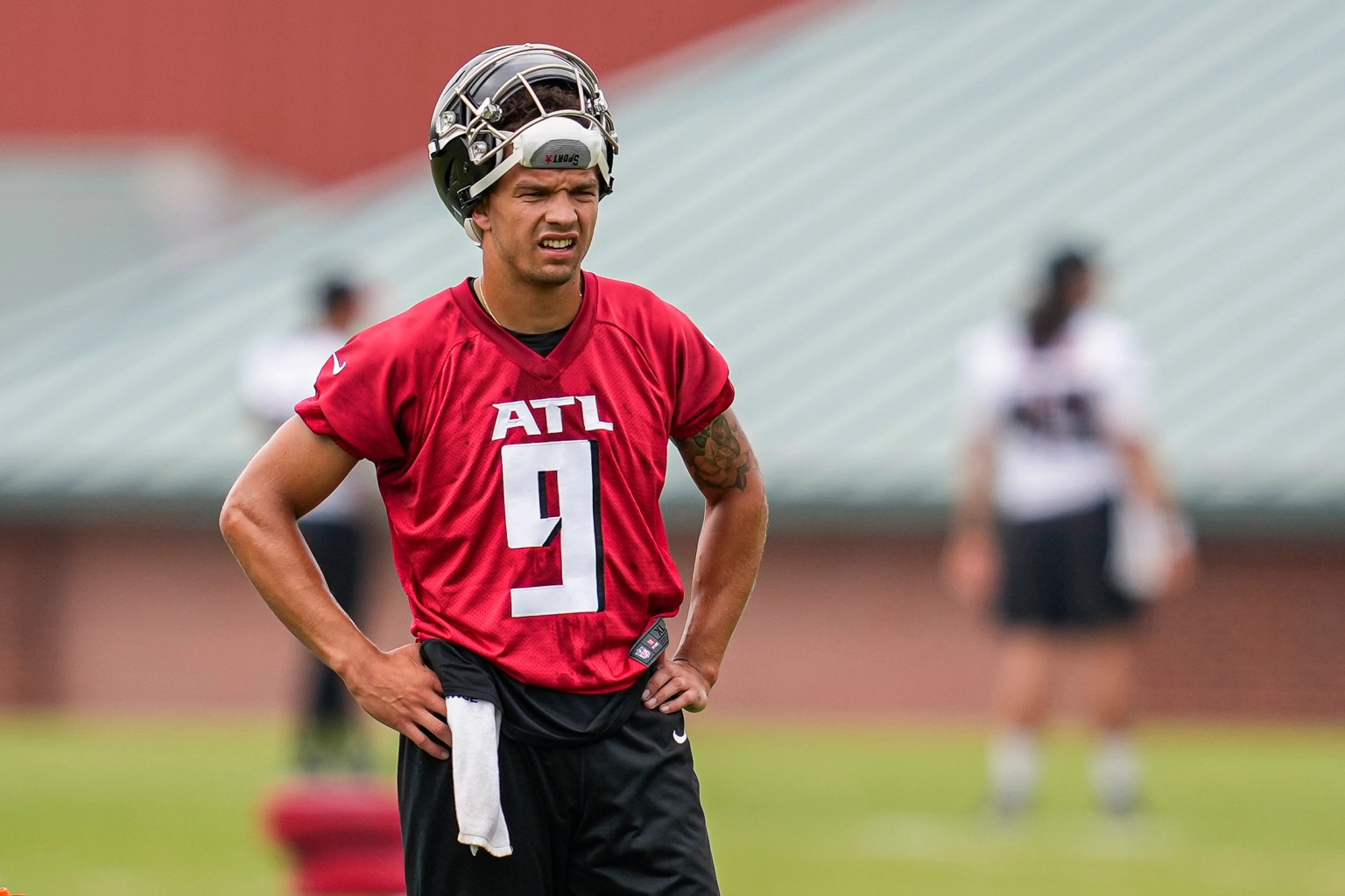 Time For Atlanta Falcons to Bench QB Desmond Ridder? - Sports Illustrated Atlanta  Falcons News, Analysis and More