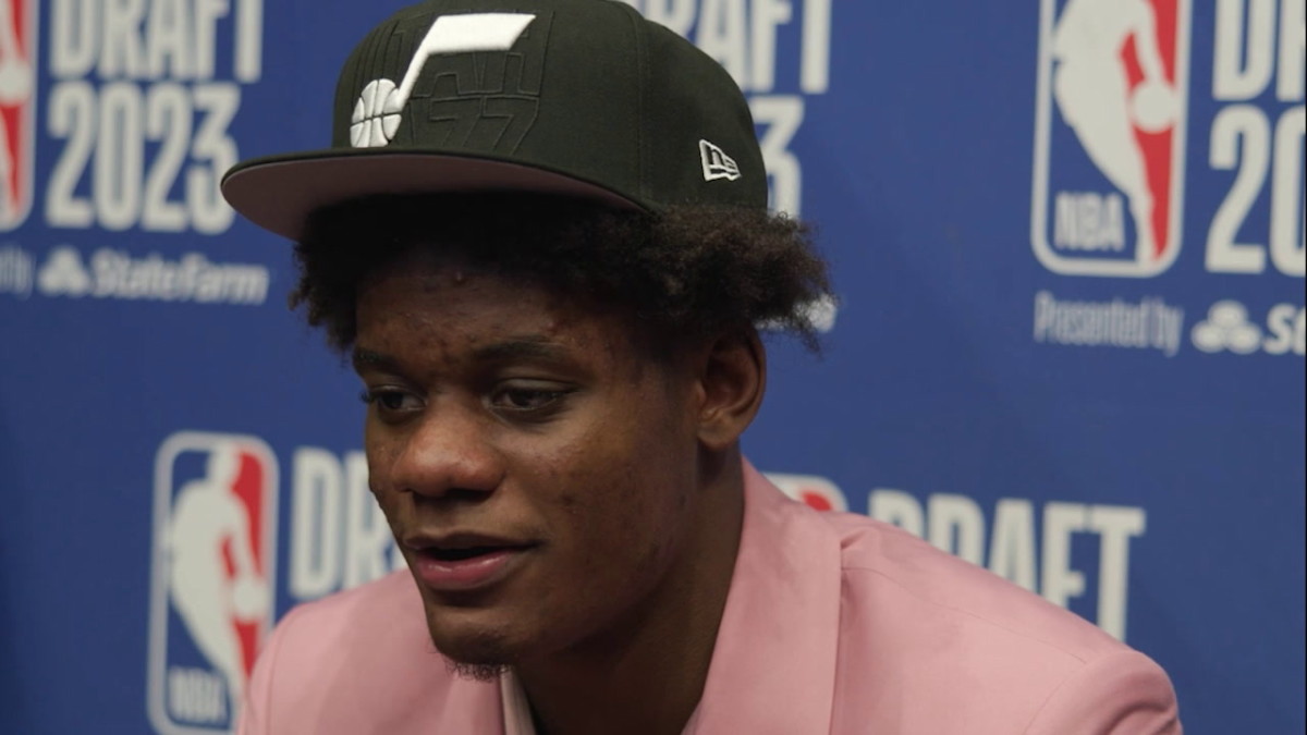 Taylor Hendricks Pops at NBA Draft in Pink Suit Lined With Photos – WWD