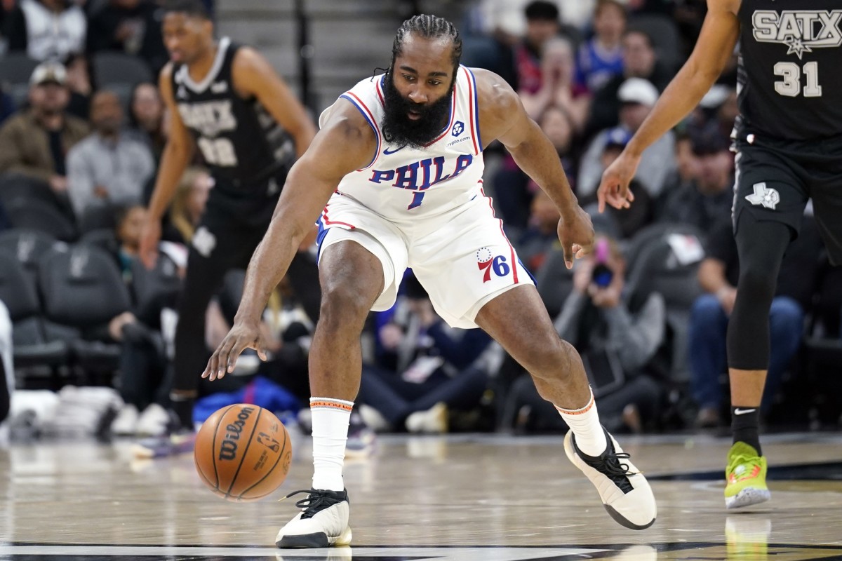 76ers guard James Harden