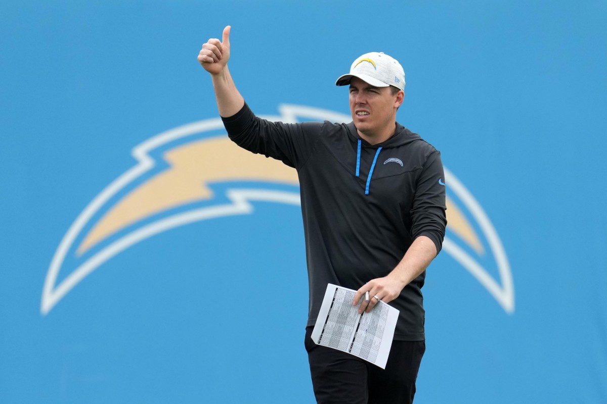 Chargers Coaches Roster  Los Angeles Chargers 