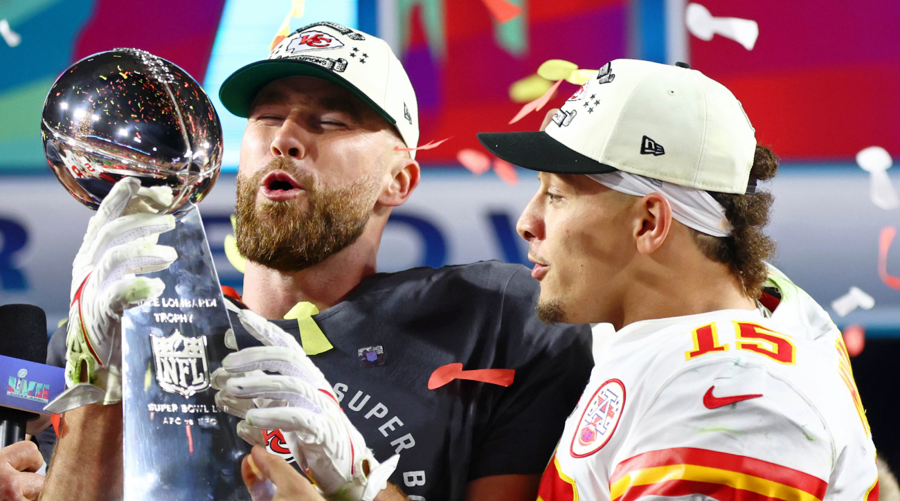 Patrick Mahomes, Travis Kelce win celebrity golf match against Steph Curry,  Klay Thompson - NBC Sports