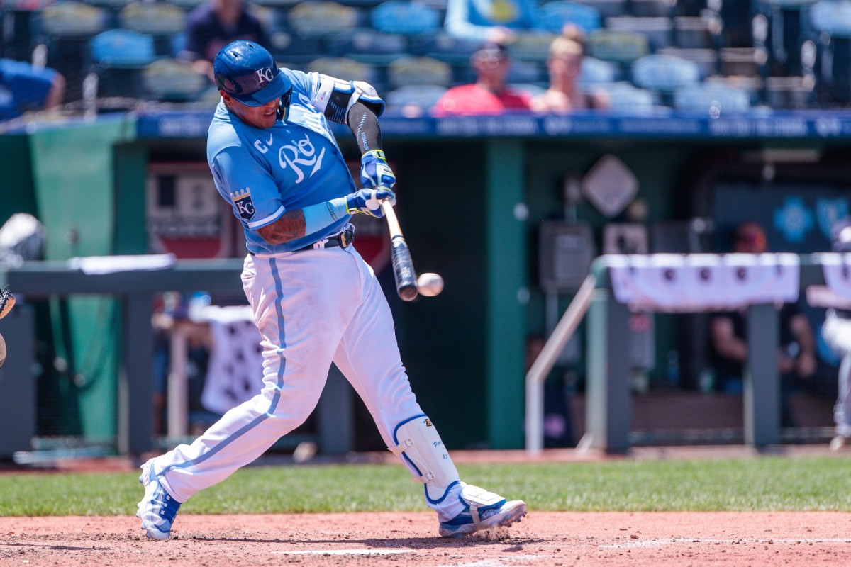 All-Star catcher Salvador Perez signs richest contract in Royals