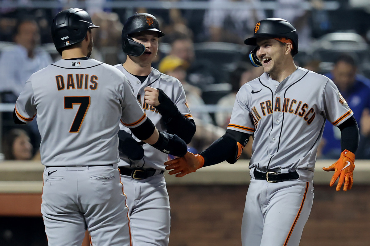 Giants-Brewers prediction: Picks, odds on Thursday, May 25 - DraftKings  Network