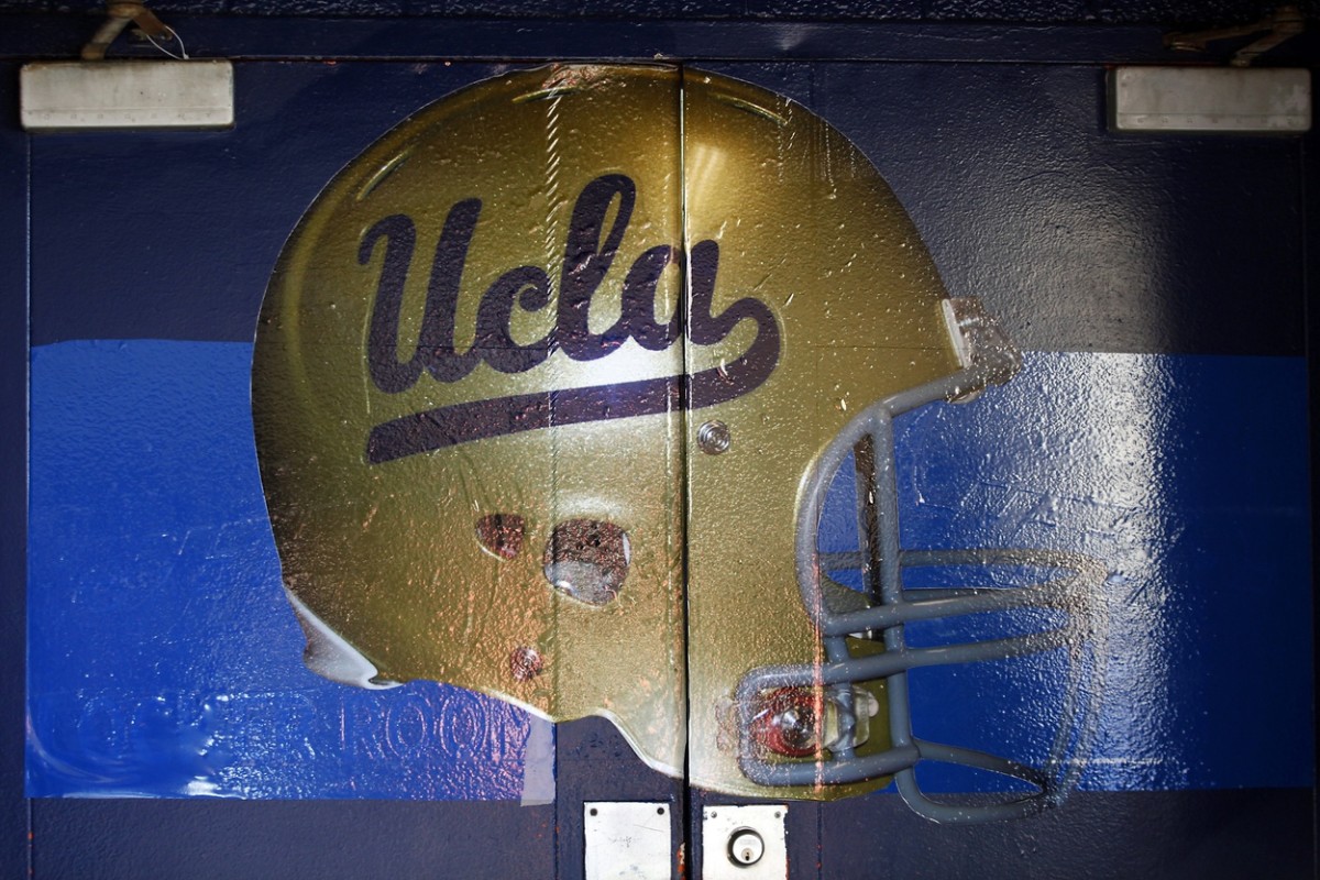 UCLA Football News Bruins Are in On 2025 FourStar Mater Dei RB